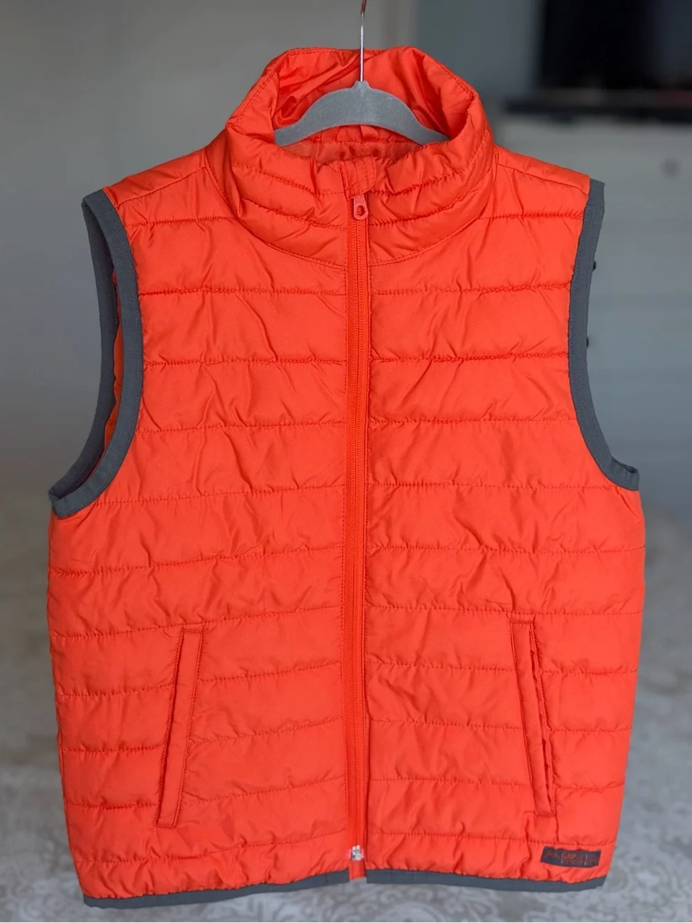 Kids M | GAP Bright Orange Quilted Kids Vest